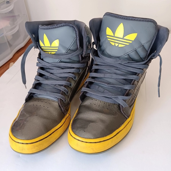 adidas Other - adidas comfort Ortholite, sneakers, size 11.
